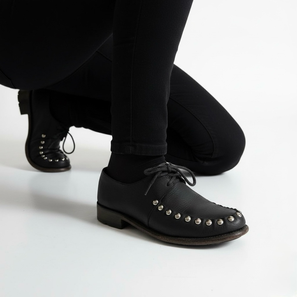 JOHN FLUEVOG DIOTIMA BLACK LEATHER STUDDED OXFORD SHOES WOMAN SIZE 6